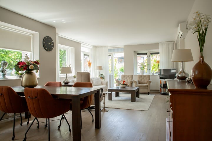 Foto 14 van Taets van Amerongenweg 2-02