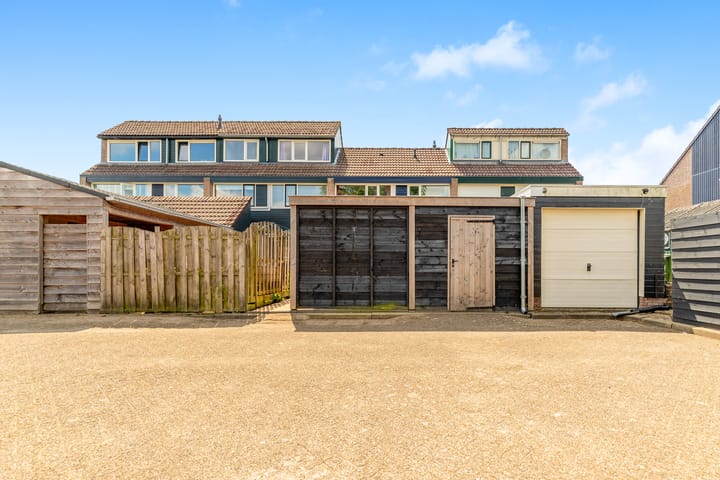 Foto 35 van Pieter Dekkerstraat 15