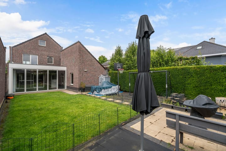 Photo 5 of Hooghuijs 8