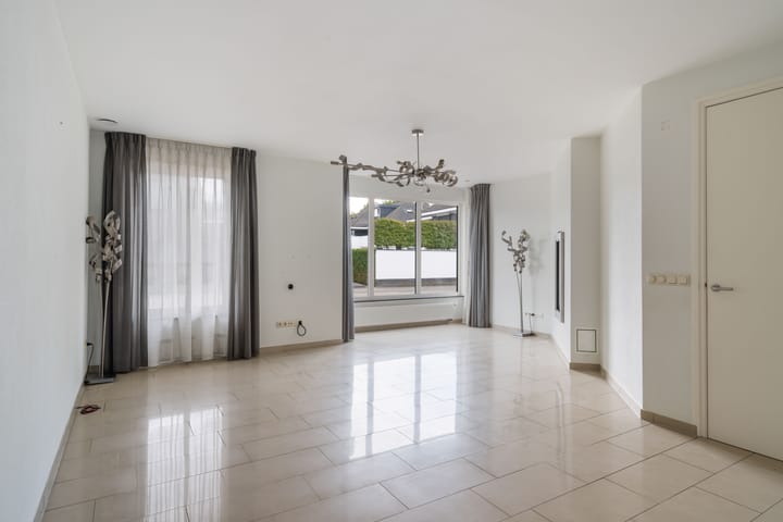 Photo 11 of Hooghuijs 8