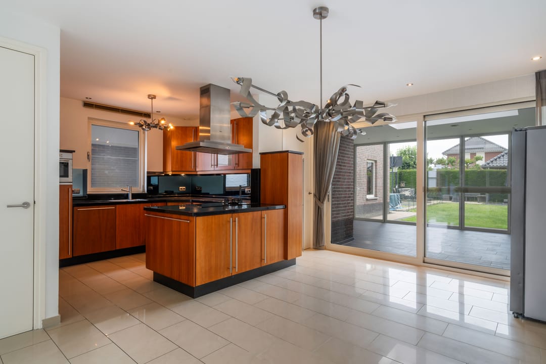 Photo 16 of Hooghuijs 8