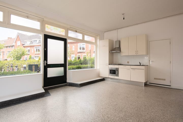 Foto 5 van van Heutszstraat 61