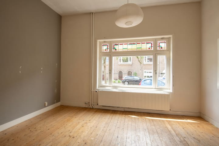 Foto 9 van van Heutszstraat 61