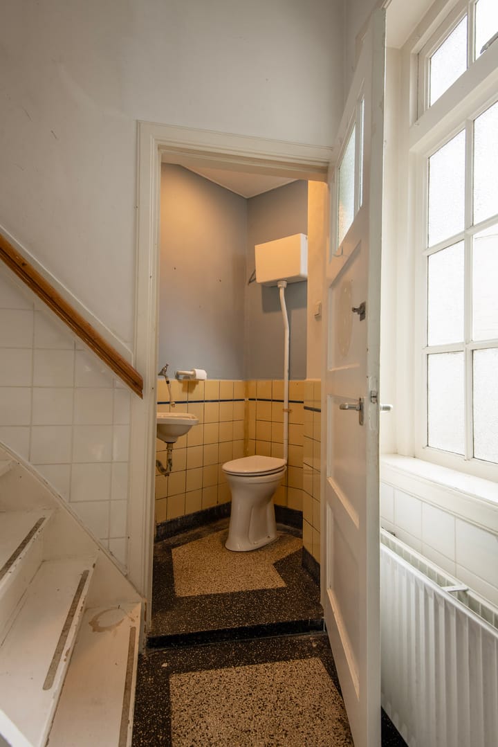 Foto 11 van van Heutszstraat 61