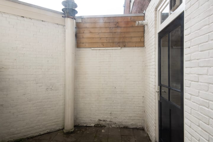 Foto 14 van van Heutszstraat 61