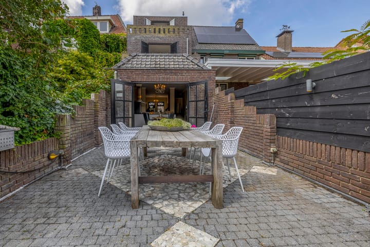 Foto 27 van Pontanusstraat 41