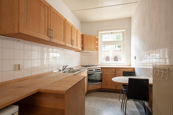 Foto 12 van van Heutszstraat 61