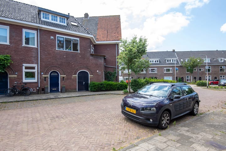 Foto 25 van van Heutszstraat 61