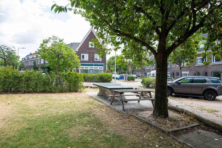 Foto 27 van van Heutszstraat 61