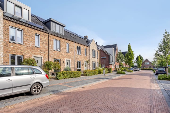 Photo 28 of Leeuwerikweide 20