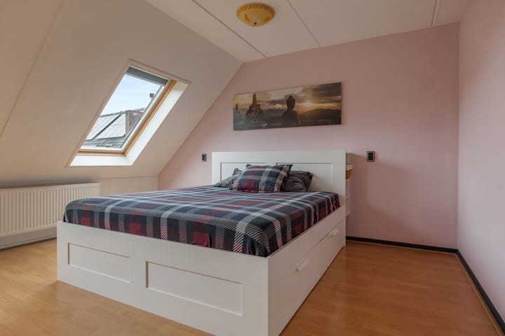 Foto 17 van Resedastraat 74