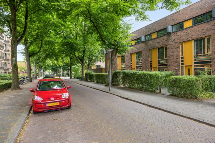 Foto 30 van Resedastraat 74