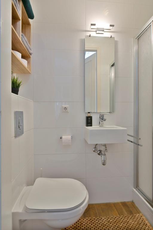 Foto 12 van Admiraal van Gentstraat 1-B