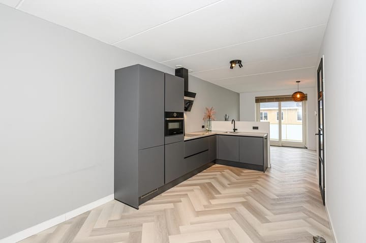 Foto 5 van Jacques Lebrunstraat 34