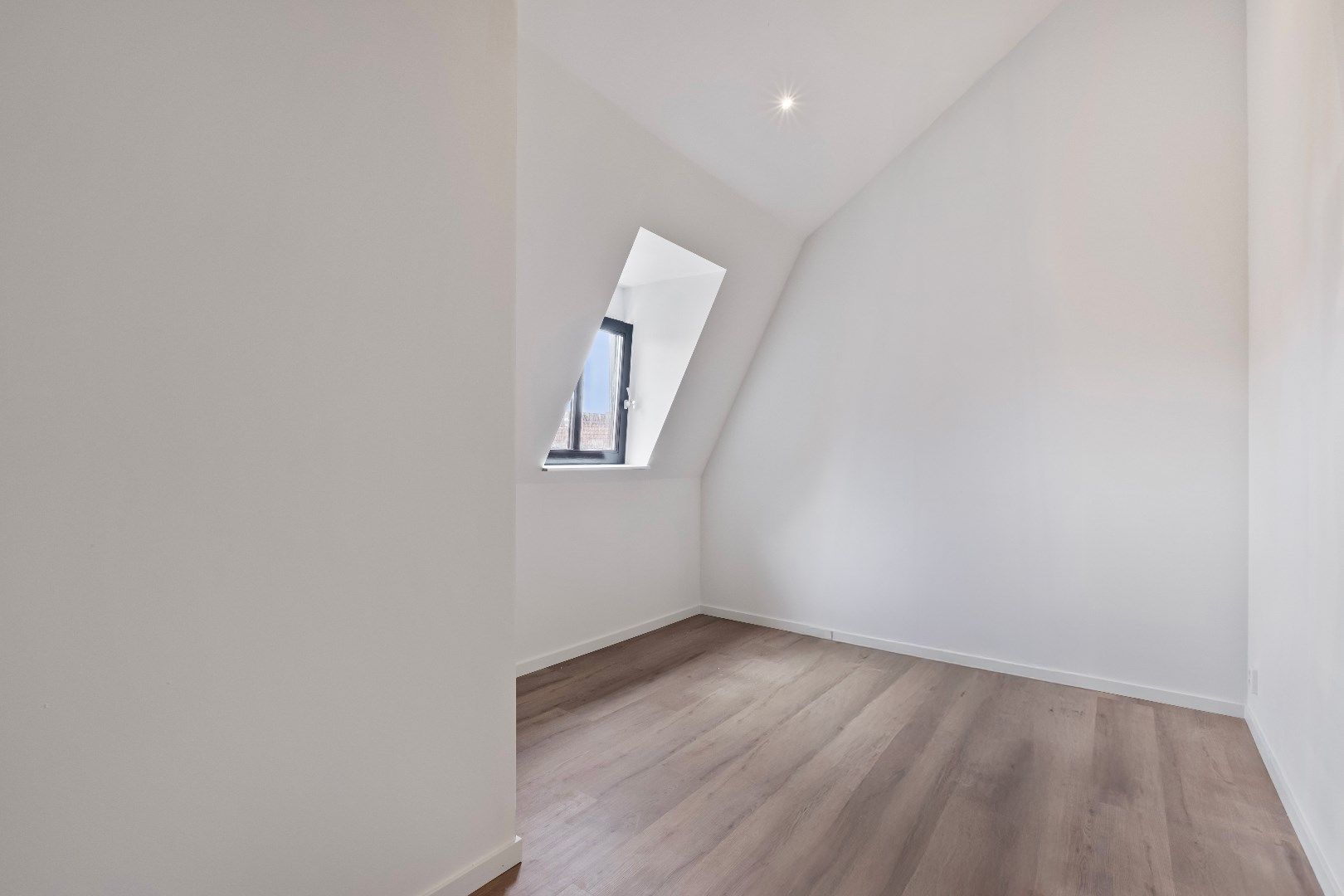 Foto 6 van Picardie 31-A