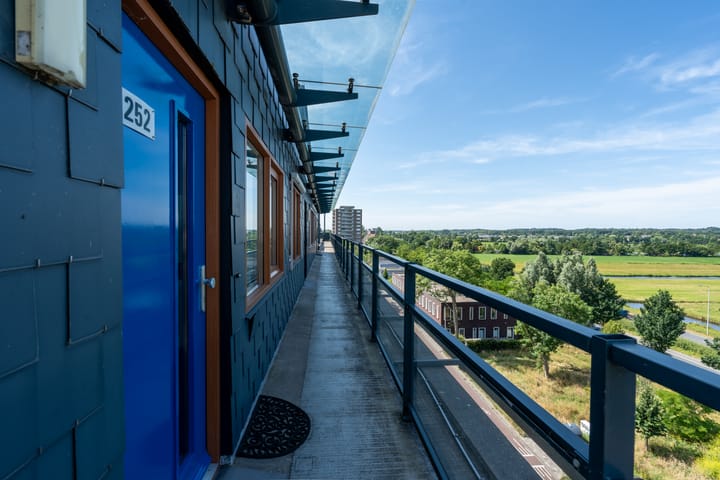 Foto 35 van P.C. Boutensstraat 250