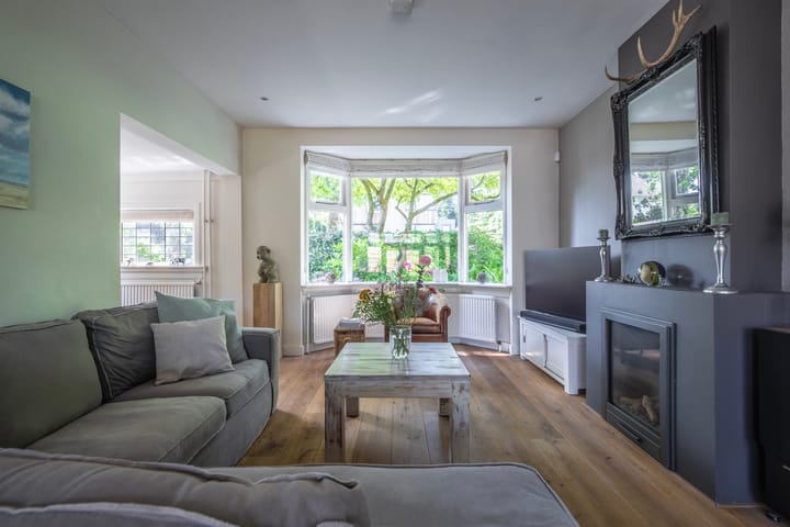 Photo 12 of Graaf van Rechterenweg 35