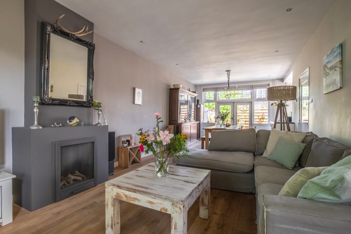 Photo 14 of Graaf van Rechterenweg 35