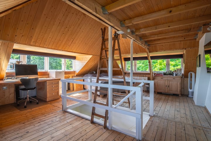 Photo 47 of Graaf van Rechterenweg 35