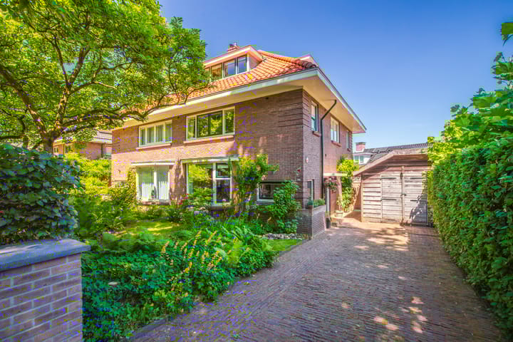 Photo 54 of Graaf van Rechterenweg 35