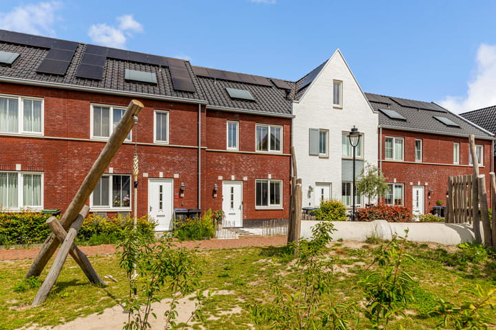 Foto 1 van Robert Hofstadterstraat 11