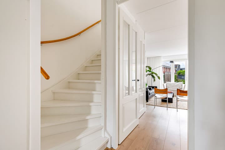 Foto 7 van Robert Hofstadterstraat 11