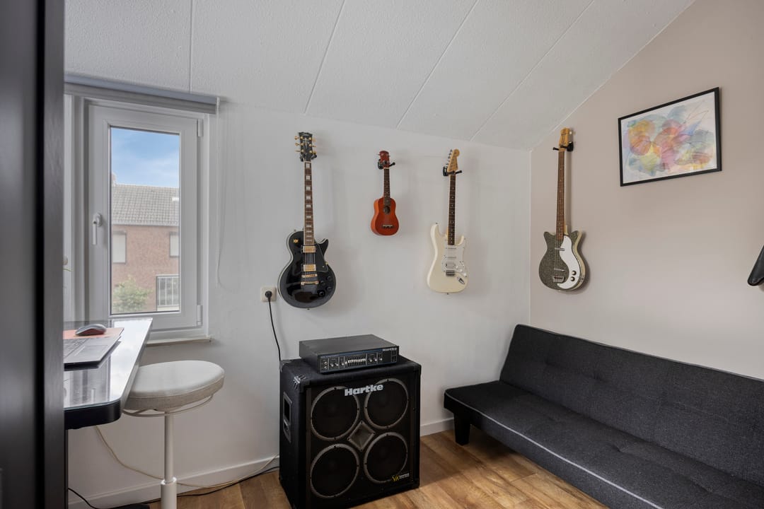 Foto 7 van Burg. Janssenring 29