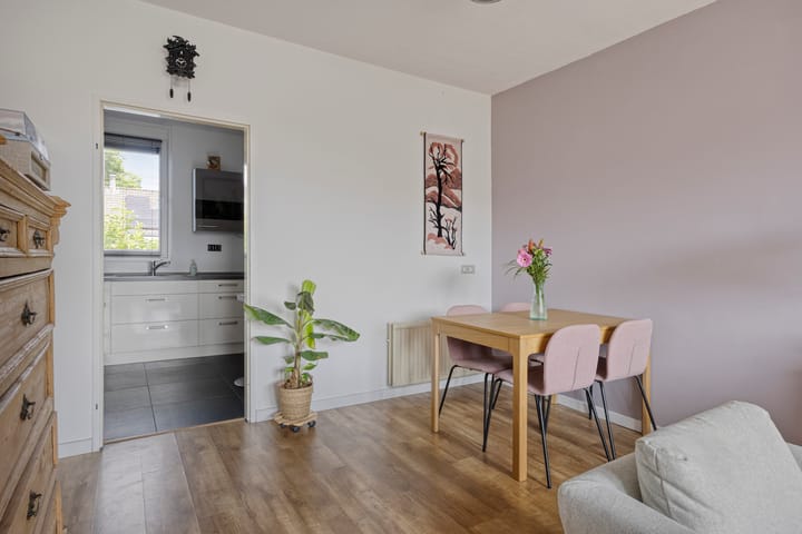 Foto 15 van Burg. Janssenring 29