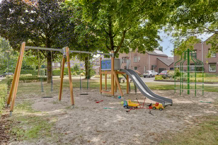 Foto 30 van Burg. Janssenring 29