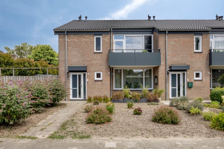 Foto 31 van Burg. Janssenring 29