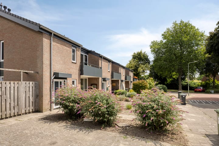 Foto 32 van Burg. Janssenring 29