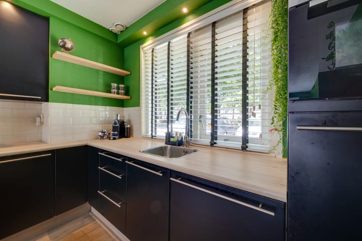 Photo 18 of Overlanderstraat 430