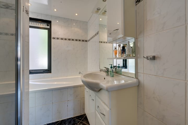 Photo 37 of Overlanderstraat 430