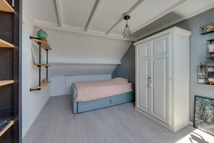 Photo 40 of Overlanderstraat 430