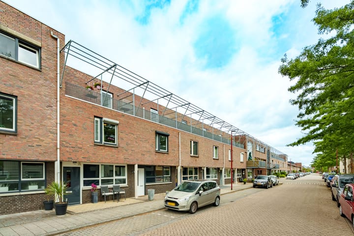 Foto 2 van Pieter Aertsenhage 64