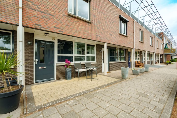 Foto 3 van Pieter Aertsenhage 64