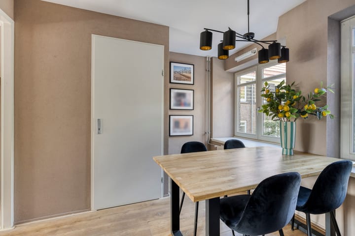 Photo 6 of Turnerstraat 13-1