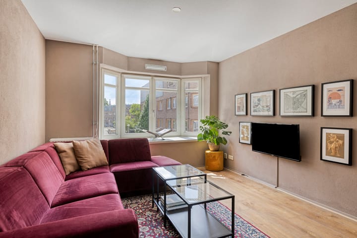 Photo 11 of Turnerstraat 13-1