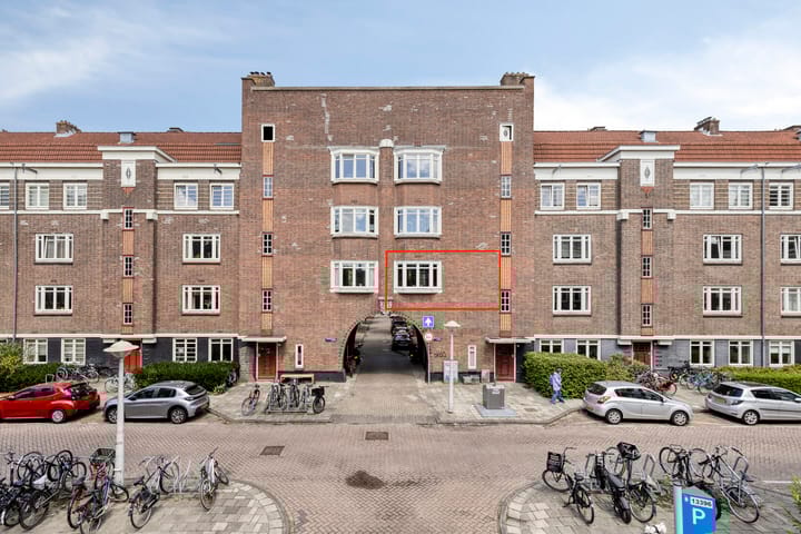 Photo 19 of Turnerstraat 13-1