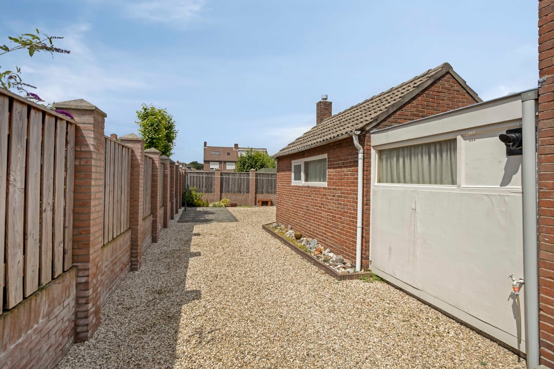 Foto 38 van Karel Doormanlaan 74