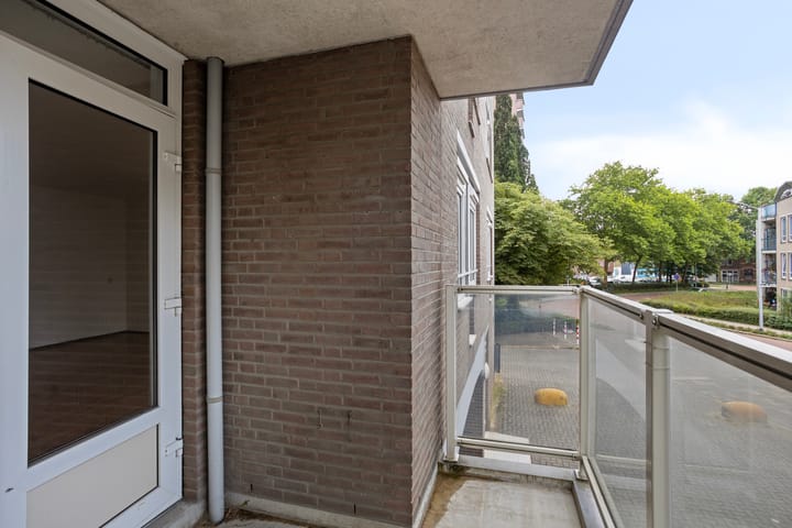 Foto 18 van De Heugden 300