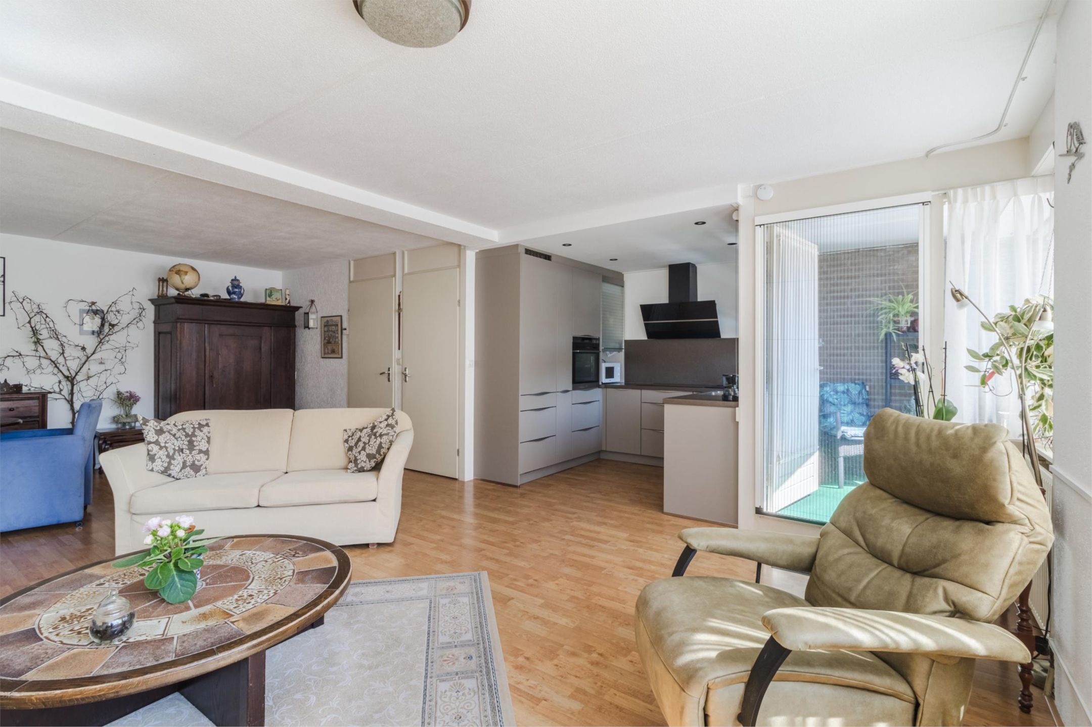 Photo 12 of Schoolstraat 38-A