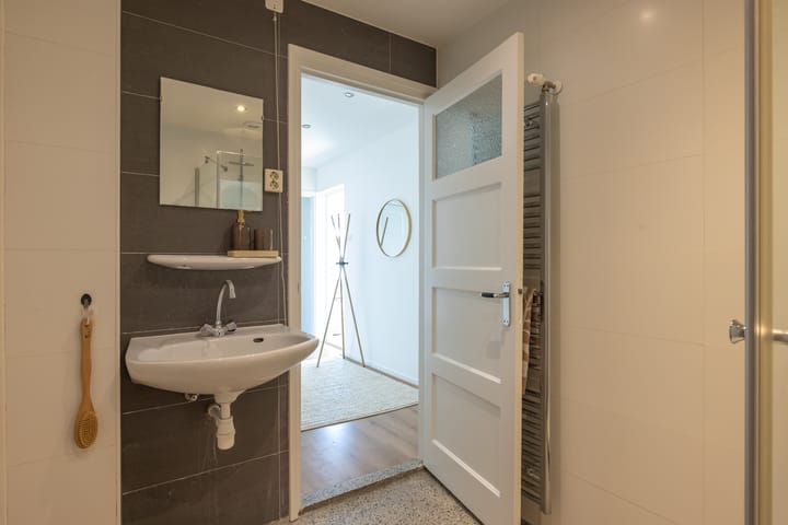 Photo 16 of Admiraal de Ruyterweg 32-C