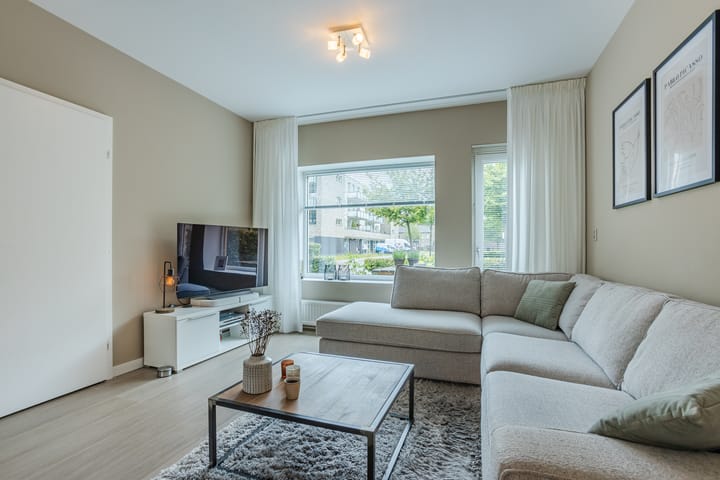 Foto 4 van Schweitzerstraat 38