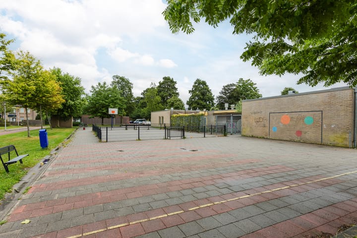 Foto 49 van Schweitzerstraat 38