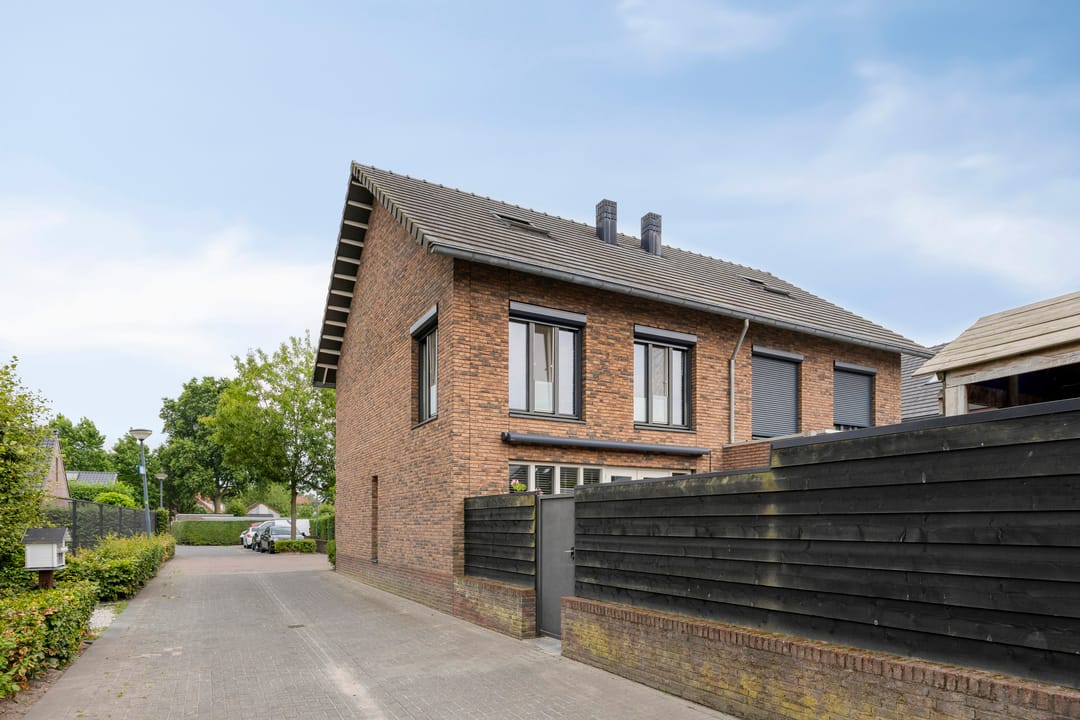 Photo 37 of Peperbus 22