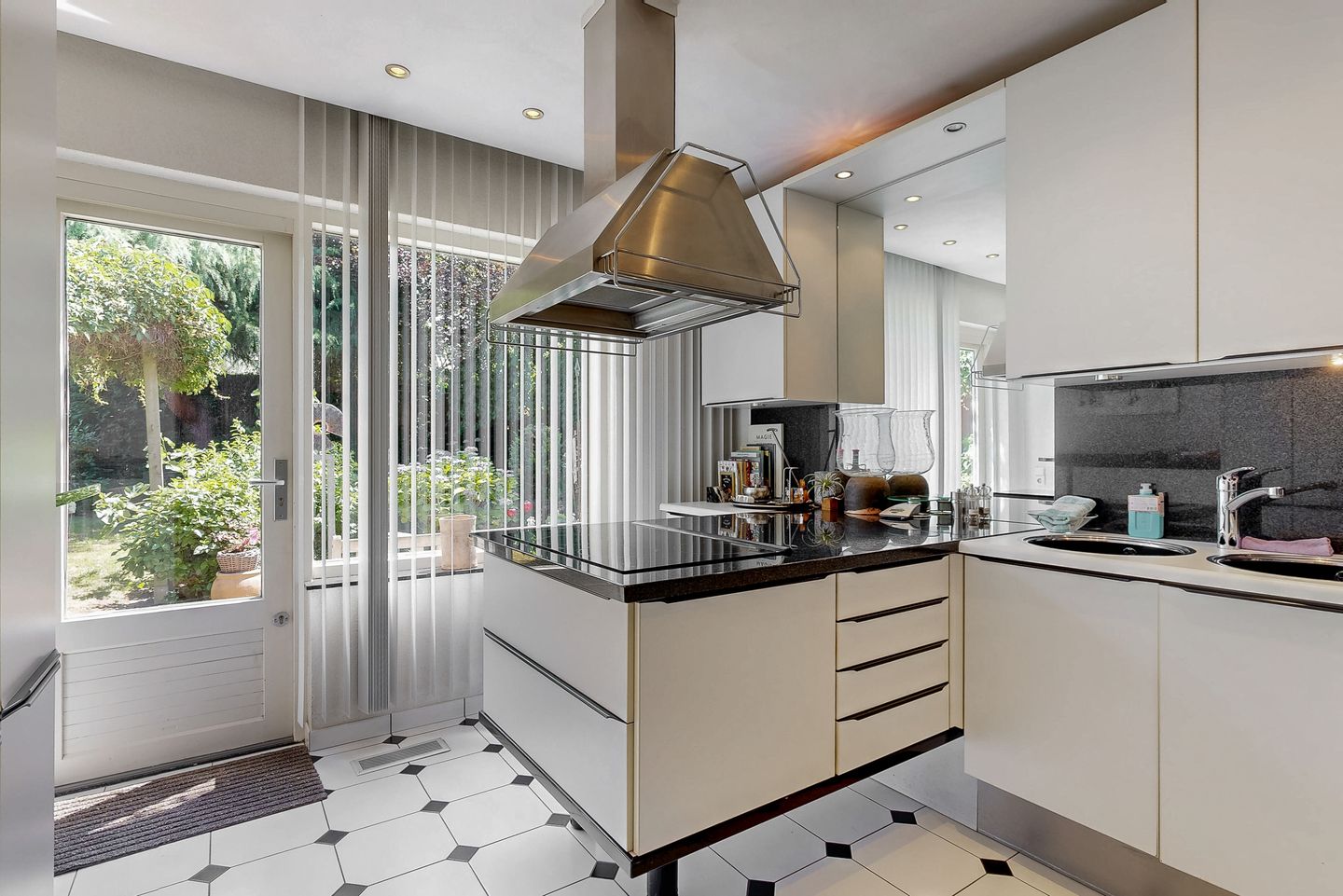 Foto 20 van Maretzstraat 9