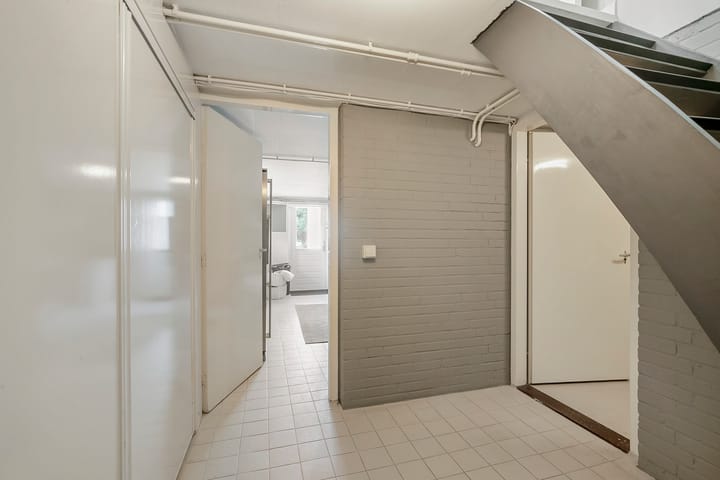 Photo 33 of Kloosterlaan 4