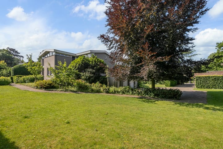 Photo 38 of Kloosterlaan 4