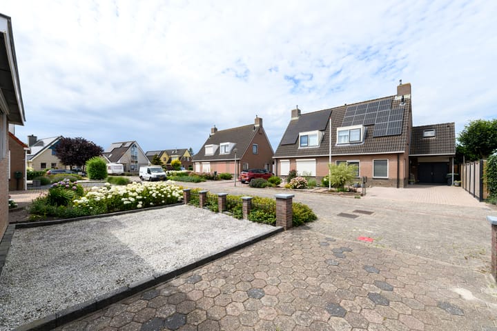 Foto 32 van Brandemeerstraat 8